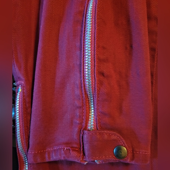 * * J BRAND stretchy zipper jeans. Zipper pockets Final Discount - Picture 10 of 10